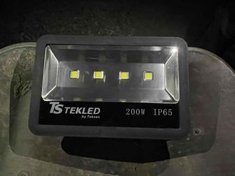 Прожектор LED TEKLED 200W IP65