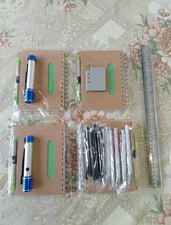 Продам новые блокноты, фонарики, ручки, кодовые замки, зонты и линейки.