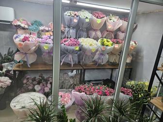 Букет из кустовых роз