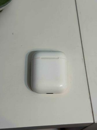 Airpods2 кейс, левое ухо