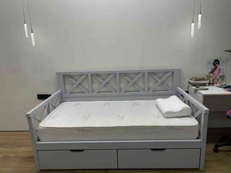 Продам две подростковые кровати