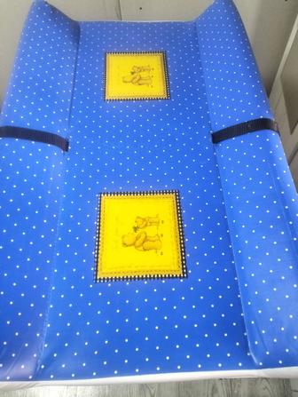 Продам пеленальный столик