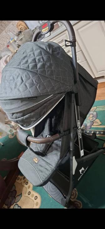 Коляска прогулочная