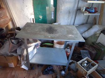 Стол для кухня