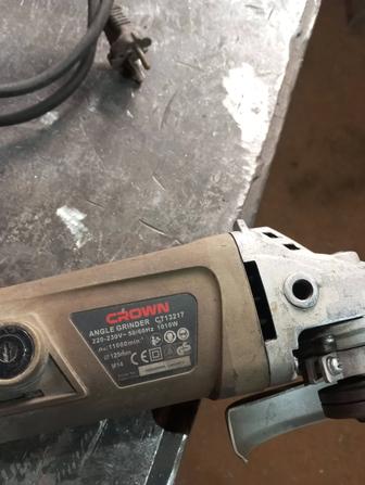 Болгарка CROWN, средняя