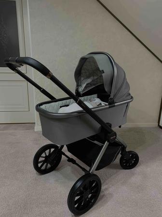 Продам коляску carrello optima