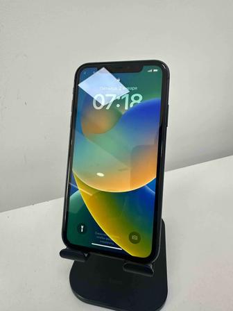Продам iPhone 11 64GB