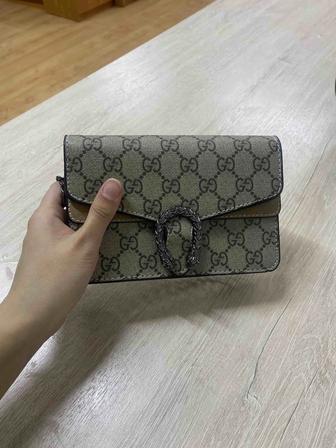 Продам модную сумку GUCCI