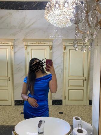Платья