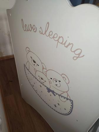 Детская кроватка