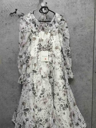 Женские вечерние платья