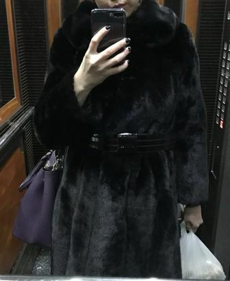 Продам норковую шубу Black Nafa