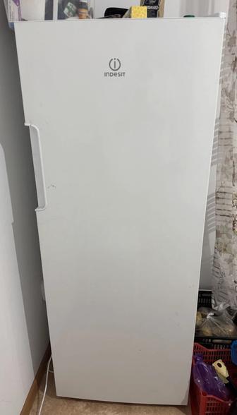 Продам морозильник