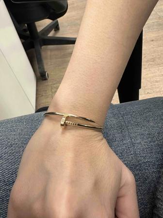 золотой браслет Cartier