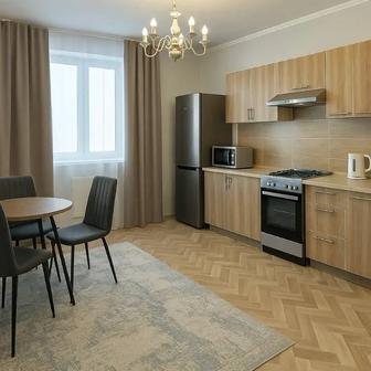 Продаем гарнитур