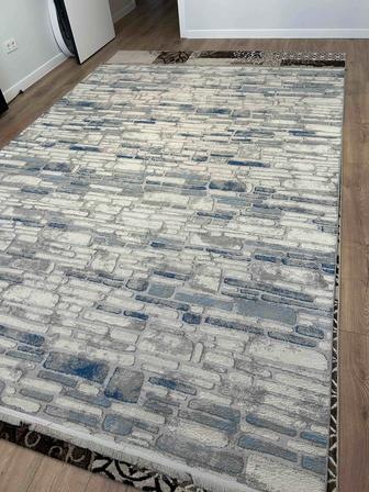 Продаю ковры, в хорошем состоянии