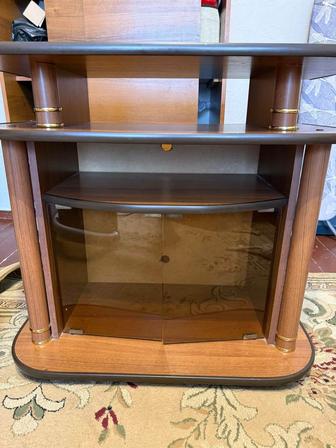 Отдам тумбочку бесплатно