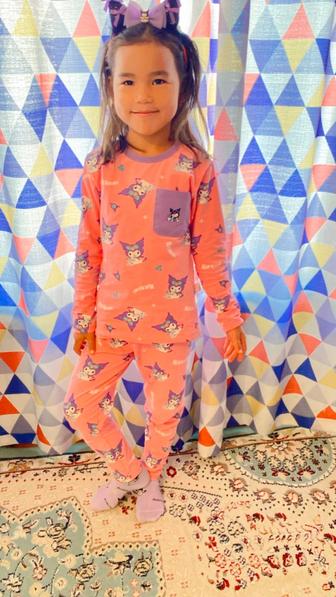 Детский одежды, пижамы