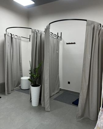 Примерочные со шторками