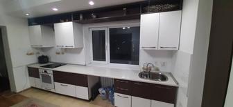 Продам диван и кух. гарнитур