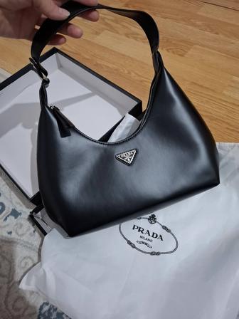 Сумка черный Prada