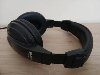 Продам наушники с микрофоном в хорошем состоянии