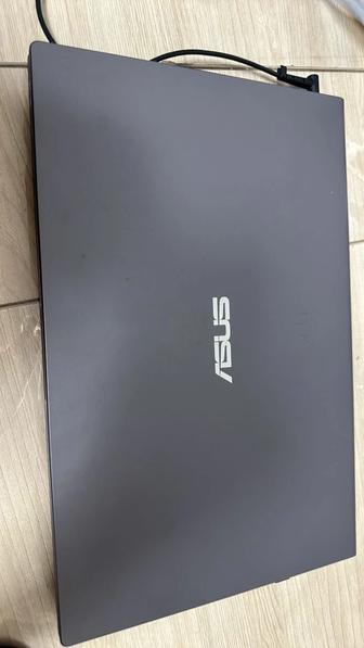 Ноутбук Asus