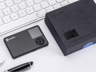 Аппаратный кошелек SafePal S1 Hardware Wallet черный Новый