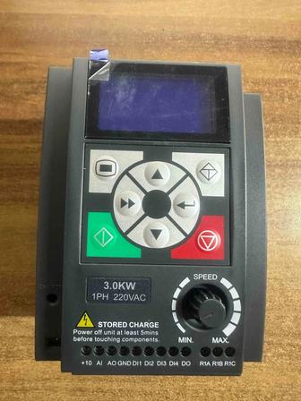 Инвертор , частотный преобразователь 3.0 кВт 220В