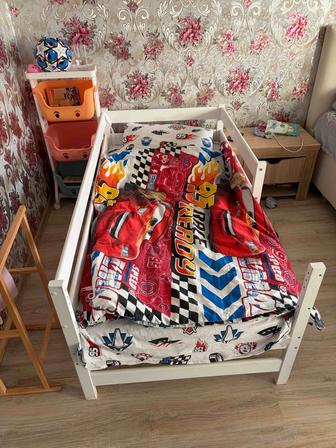 Продам кровать детскую