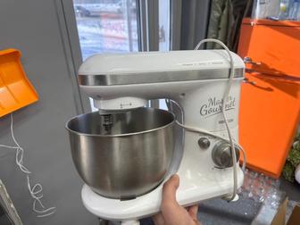 Продаю планетарный миксер