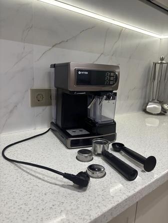 Vitek кофемашина рожковая