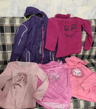 Пакет кофточек (куртка в подарок- нужно поменять замок)