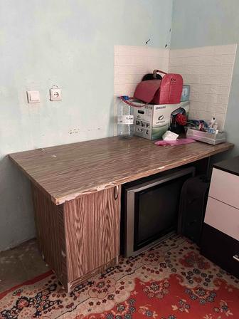 Компьютерный стол