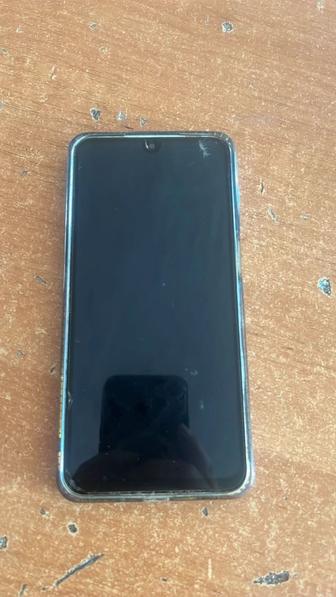 Самсунг телефон А 16