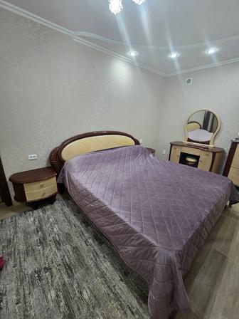Продам спальный гарнитур б/у