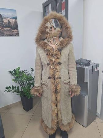 Отдам шубу мутон - енот
