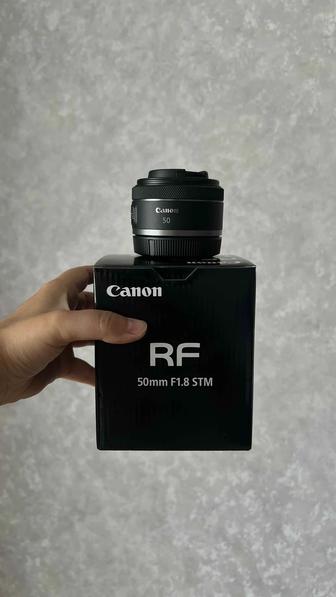 Объектив Canon rf 50 mm f1,8 STM