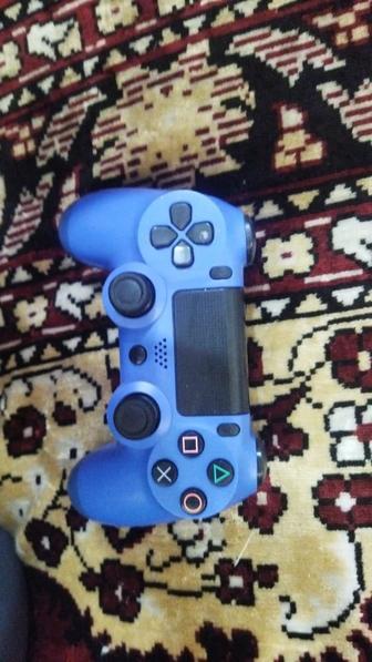 Игровой контроллер Sony PS4 Dualshock синий