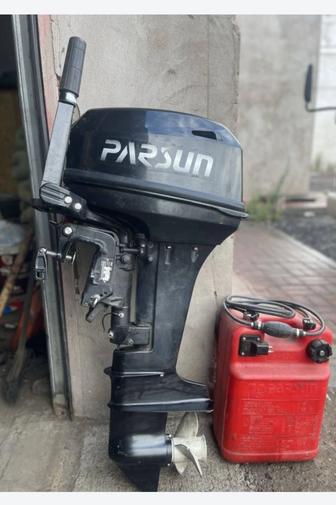 Лодочный мотор