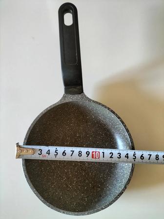 Крышки для кухонной посуды и сковорода
