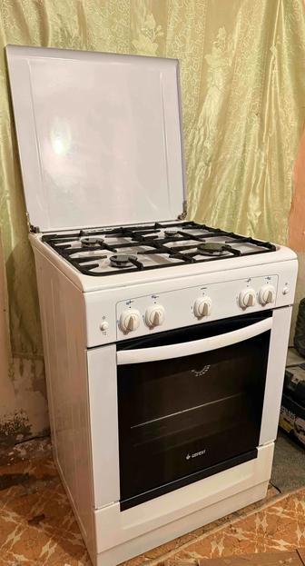 Продам газ плиту GEFEST 60