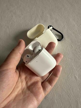 AirPods 2