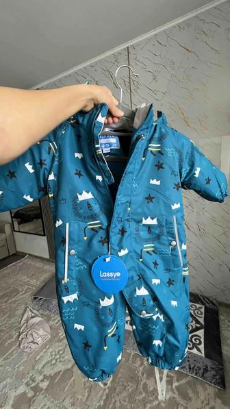 КОМБИНЕЗОН для малышей. ЗИМНИЙЙ. Размер 74 см.Новый