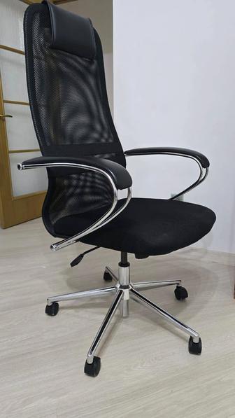 Продам компьютерное кресло