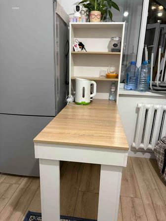 Продам обеденный стол