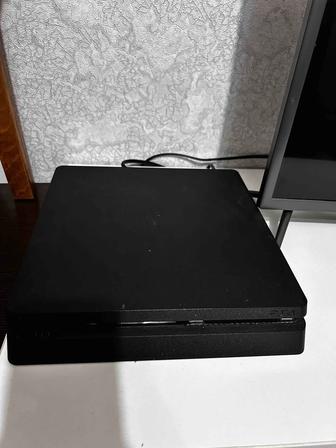 Продам PS 4