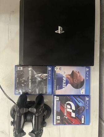 продам playstation 4 pro