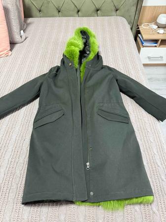 Продам парку для подростка