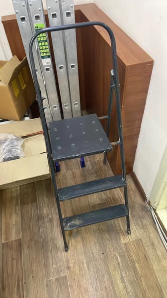Лестница металлическая